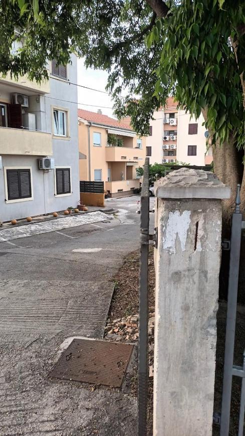 Apartment Marelja - Private Parking And Balcony Zadar Exterior foto